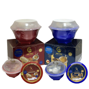 bird's nest with boiling water